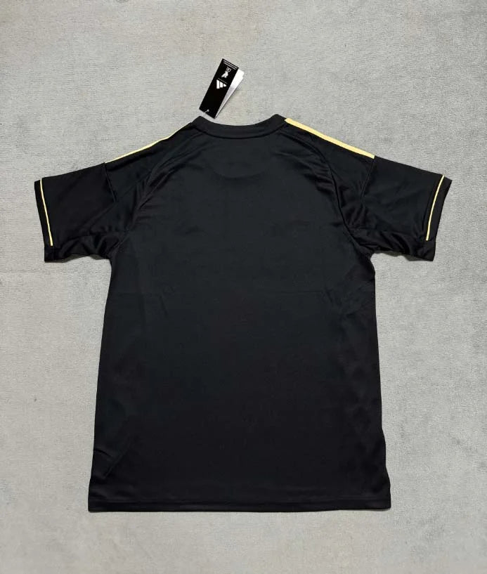 2025/26 Liverpool black+gold special edition jersey